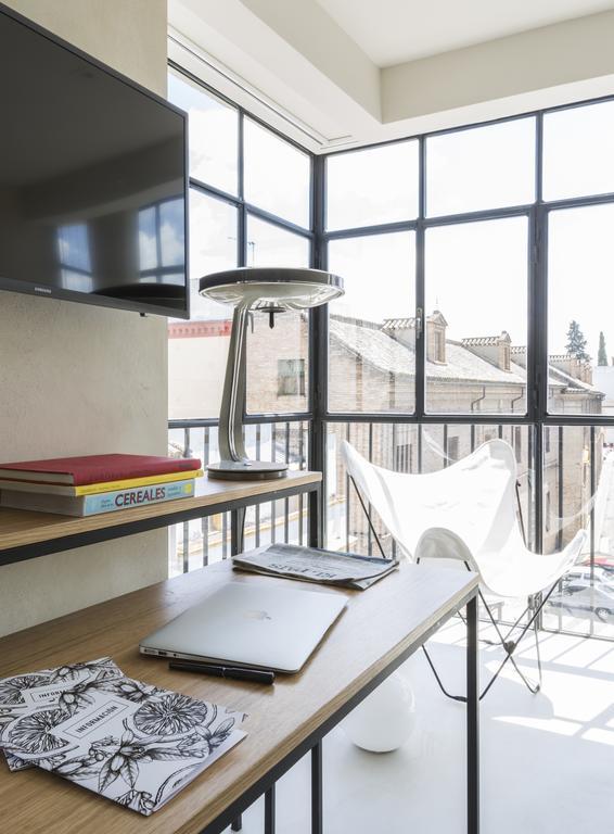 Thesuites Sevilla Экстерьер фото